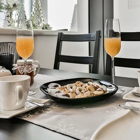 شقة Inviting In With Garden, Cleaning Included